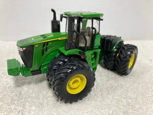 1/64 JOHN DEERE 9R-640 Farm Toy Tractor