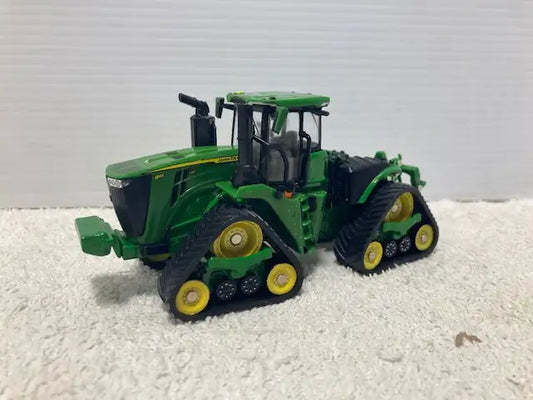 1/64th JOHN DEERE 9RX-640 Farm Show Toy Tractor