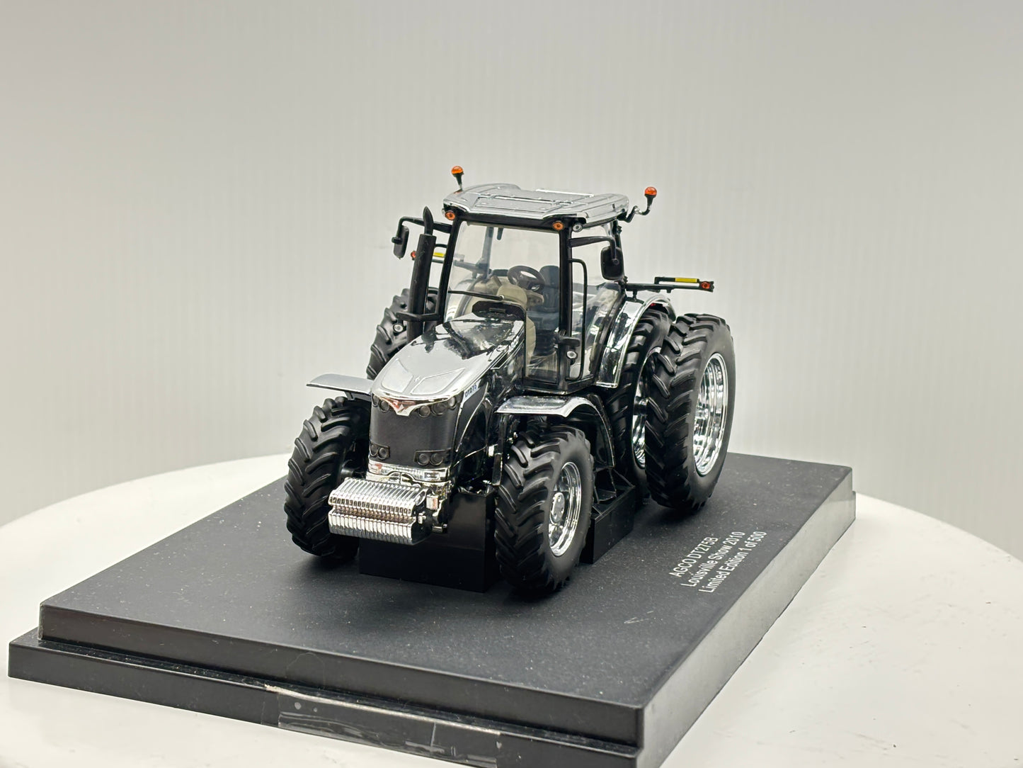 1/32 Agco DT275B Louisville