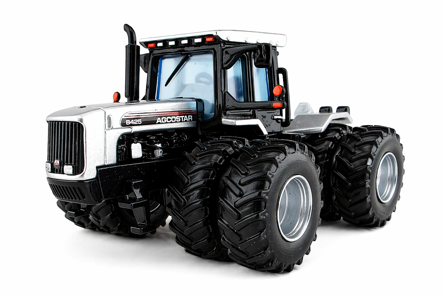 1/64 Agcostar 8425 Toy Farmer 4WD