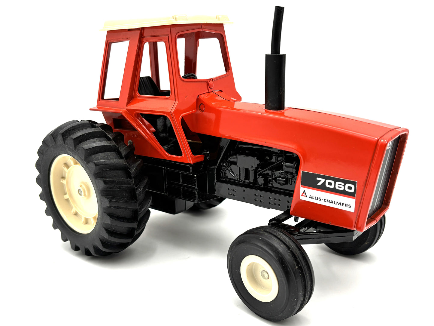 1/16 Allis-Chalmers 7060 Black Belly