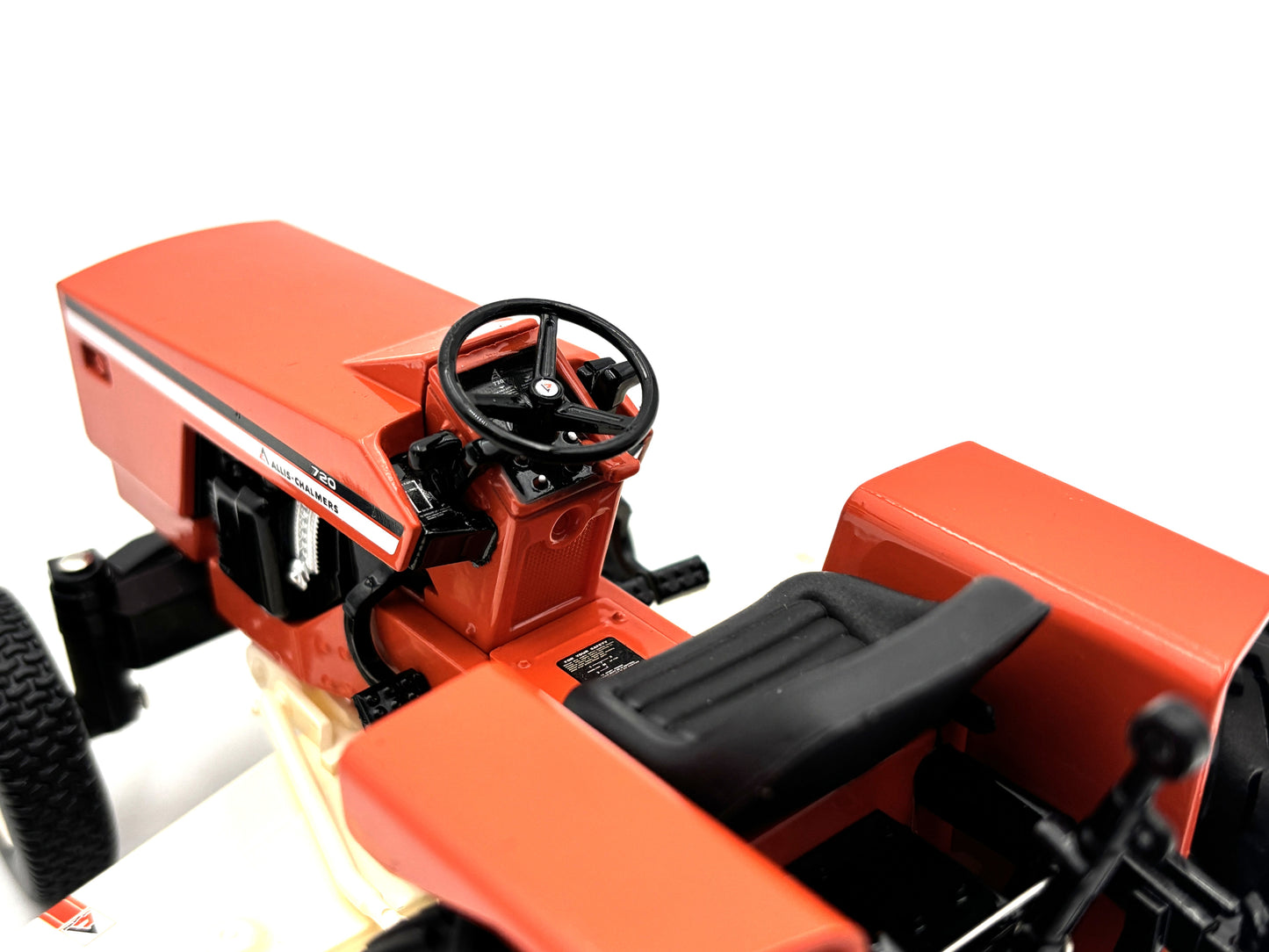 1/16 Allis-Chalmers 720 Orange Spectacular 2025