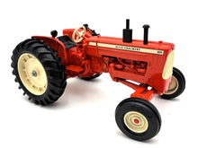 1/16 Allis-Chalmers D19 Toy Farmer
