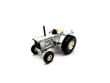 1/64 Allis-Chalmers D21 Prestige Silver Chase