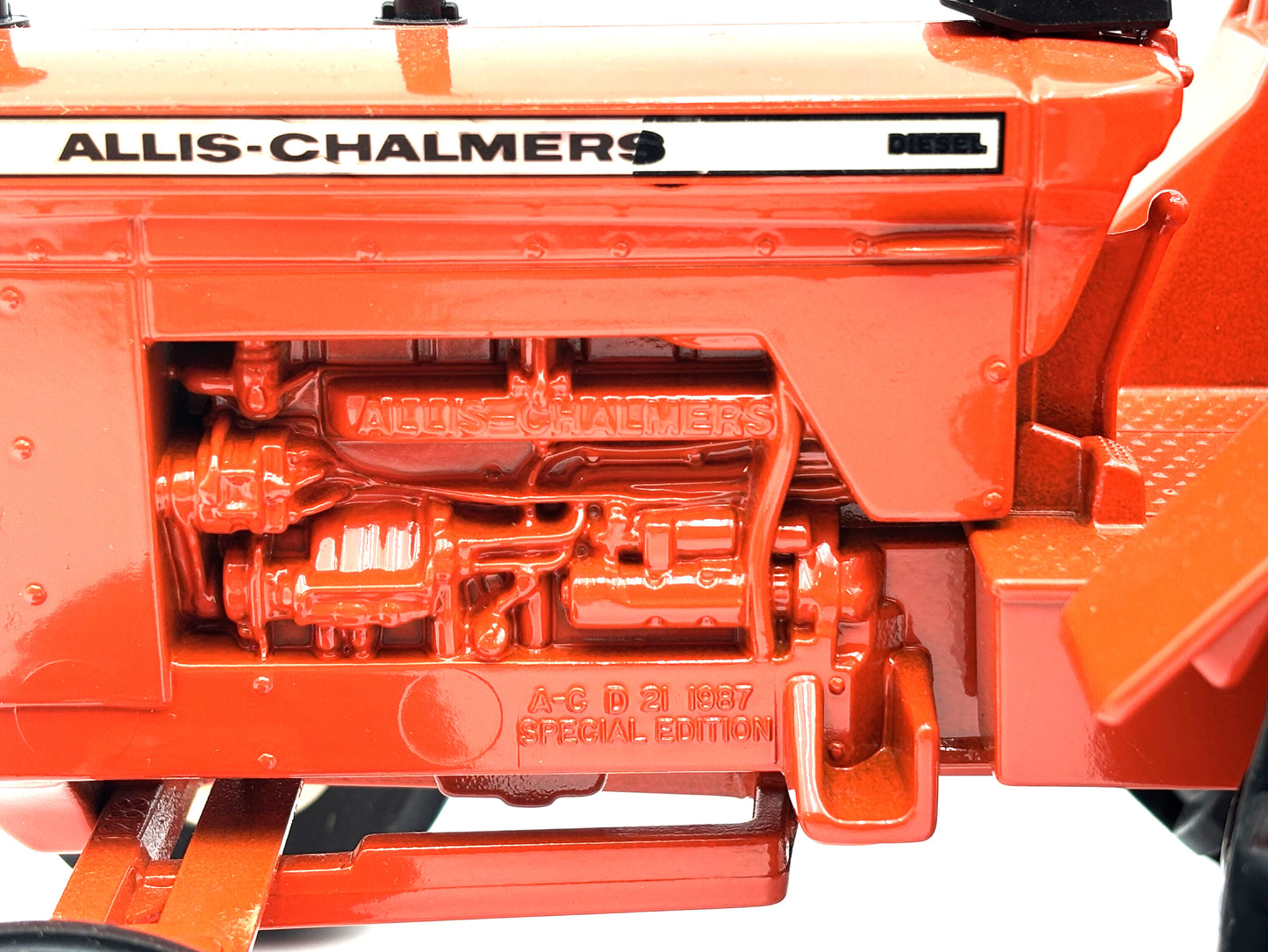 1/16 Allis-Chalmers D21 Special Edition