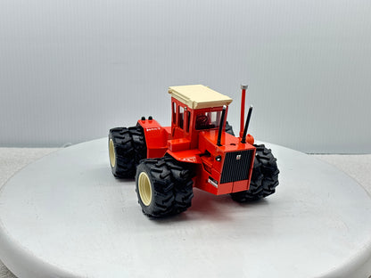 1/32 Allis-Chalmers 440 Toy Farmer Duals