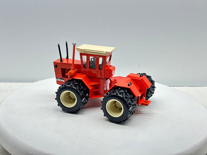 1/32 Allis-Chalmers 440 Toy Farmer Duals