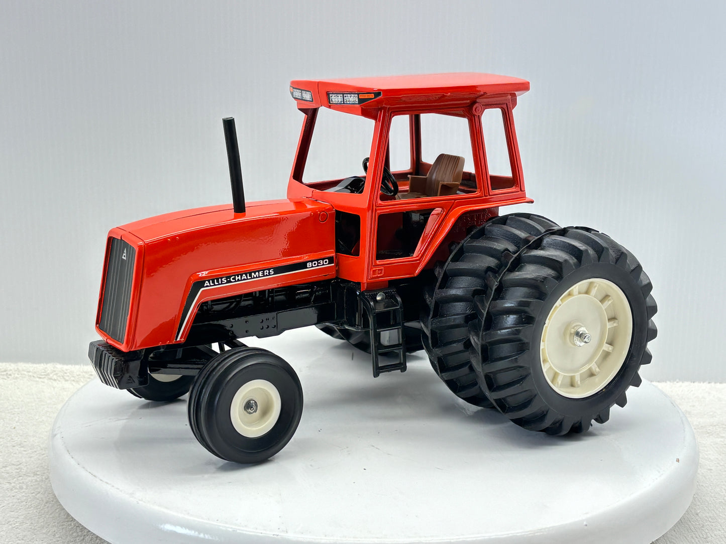 1/16 Allis-Chalmers 8030