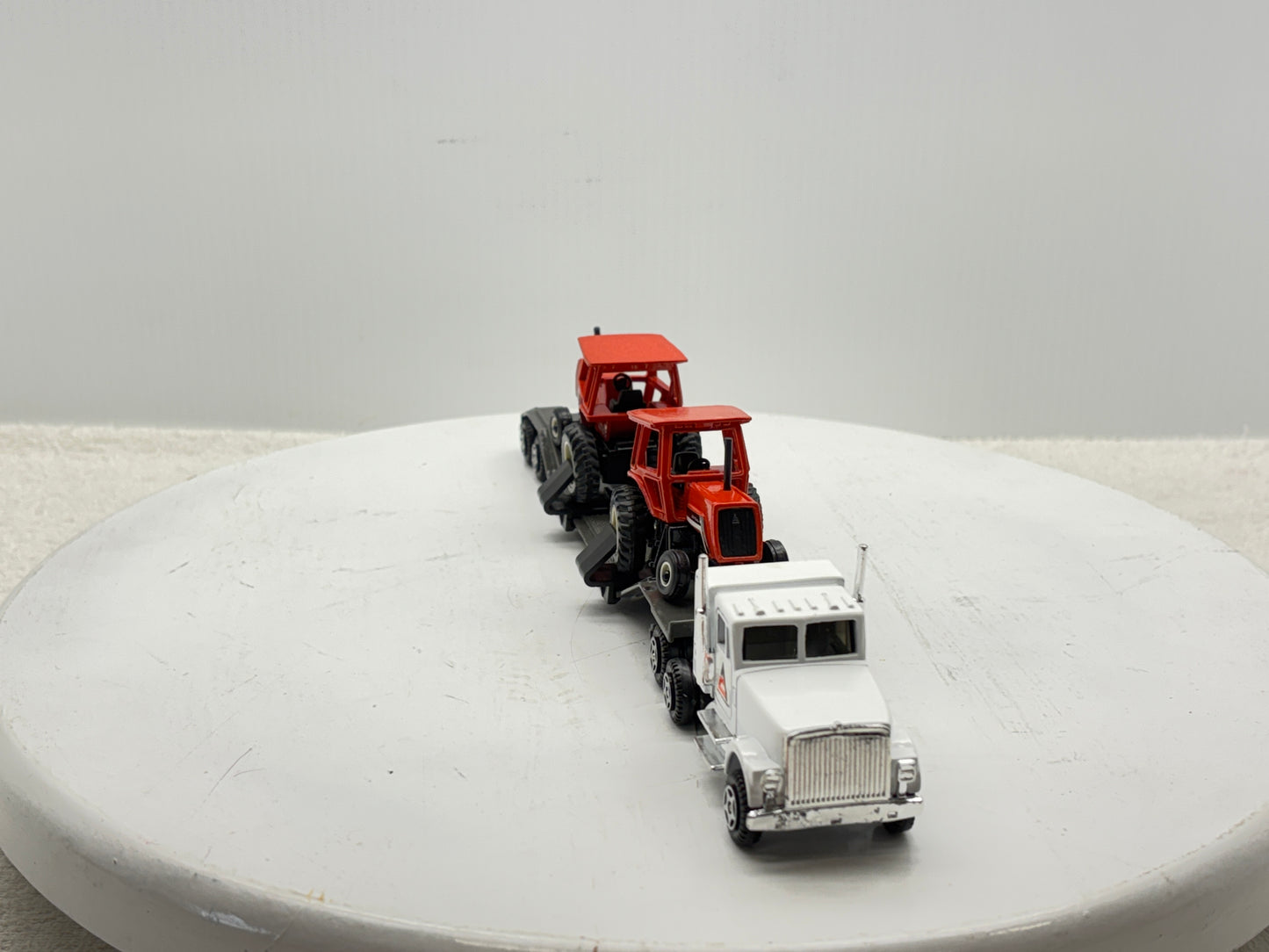 1/64 Allis-Chalmers 8070 Semi Set