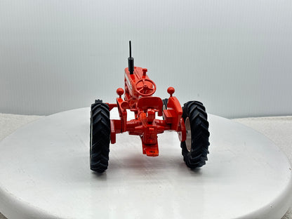 1/16 Allis-Chalmers D-15 Collector Edition