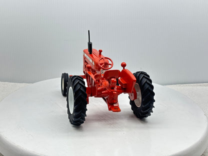 1/16 Allis-Chalmers D-15 Collector Edition
