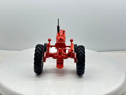 1/16 Allis-Chalmers D-15 Collector Edition