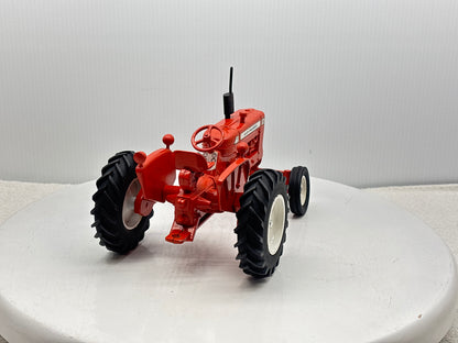1/16 Allis-Chalmers D-15 Collector Edition