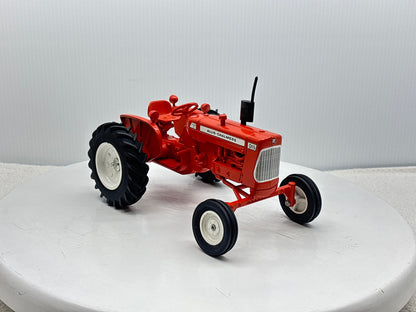 1/16 Allis-Chalmers D-15 Collector Edition