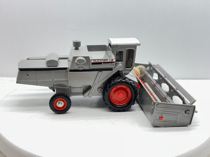 1/32 Allis-Chalmers Gleaner L2 Red Stripe