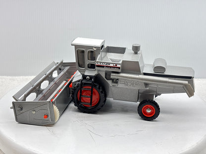 1/32 Allis-Chalmers Gleaner L2 Red Stripe