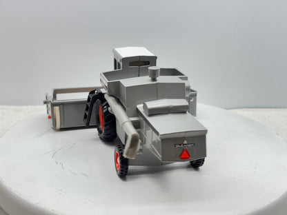 1/32 Allis-Chalmers Gleaner L2 Red Stripe