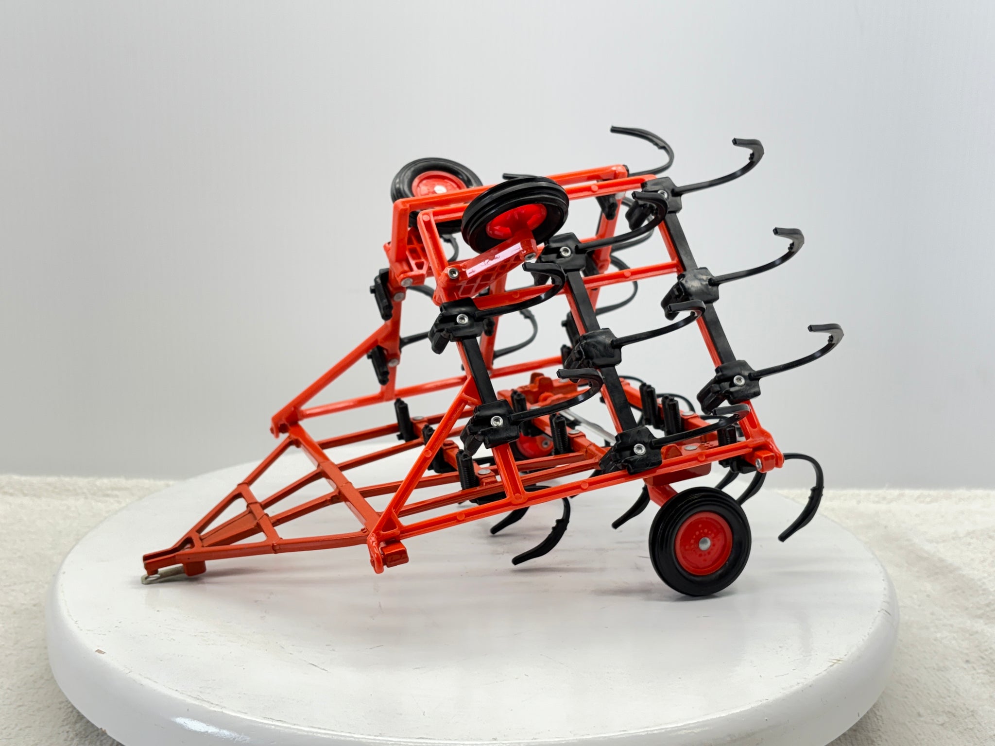 1/16 Allis-Chalmers Tillage Plow