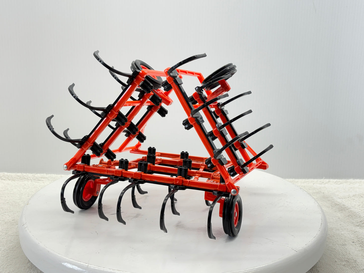 1/16 Allis-Chalmers Tillage Plow