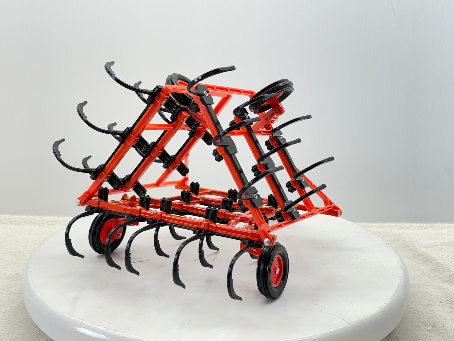 1/16 Allis-Chalmers Tillage Plow