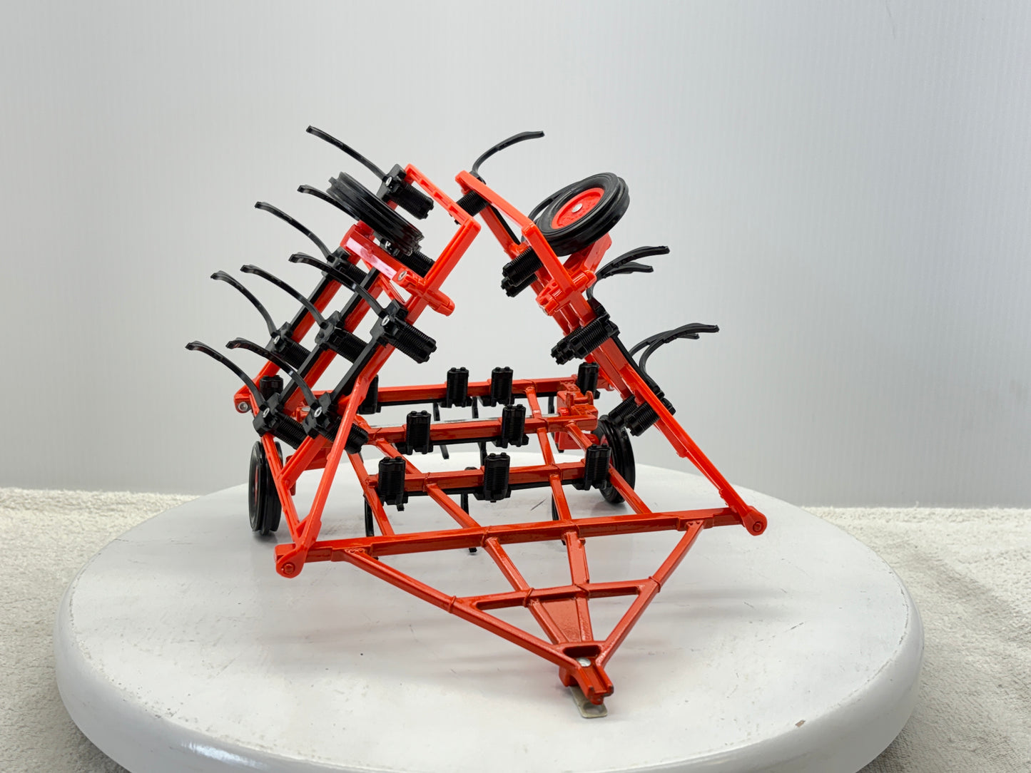 1/16 Allis-Chalmers Tillage Plow