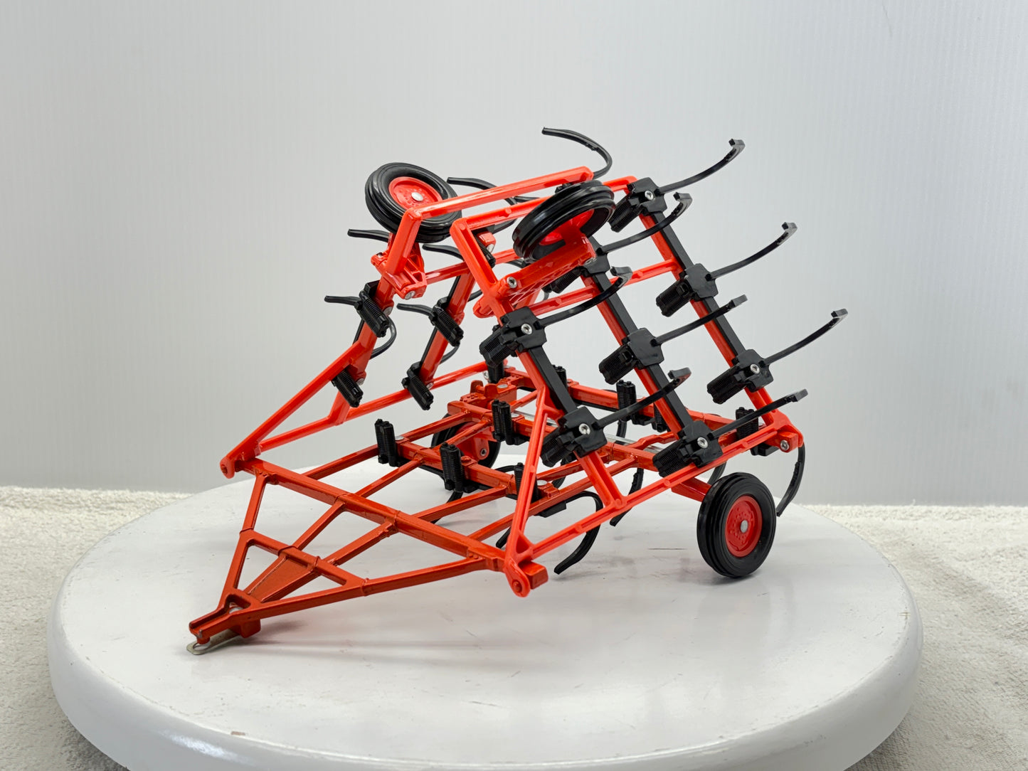 1/16 Allis-Chalmers Tillage Plow