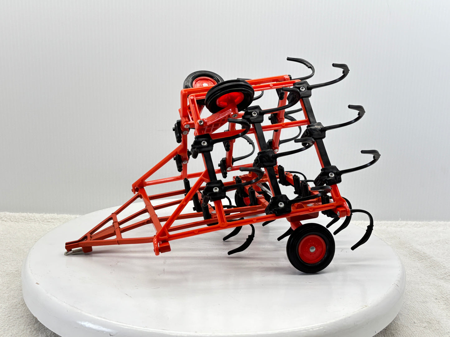 1/16 Allis-Chalmers Tillage Plow