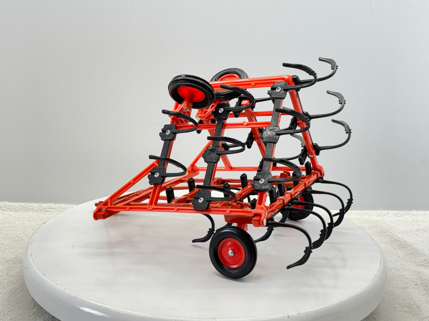 1/16 Allis-Chalmers Tillage Plow