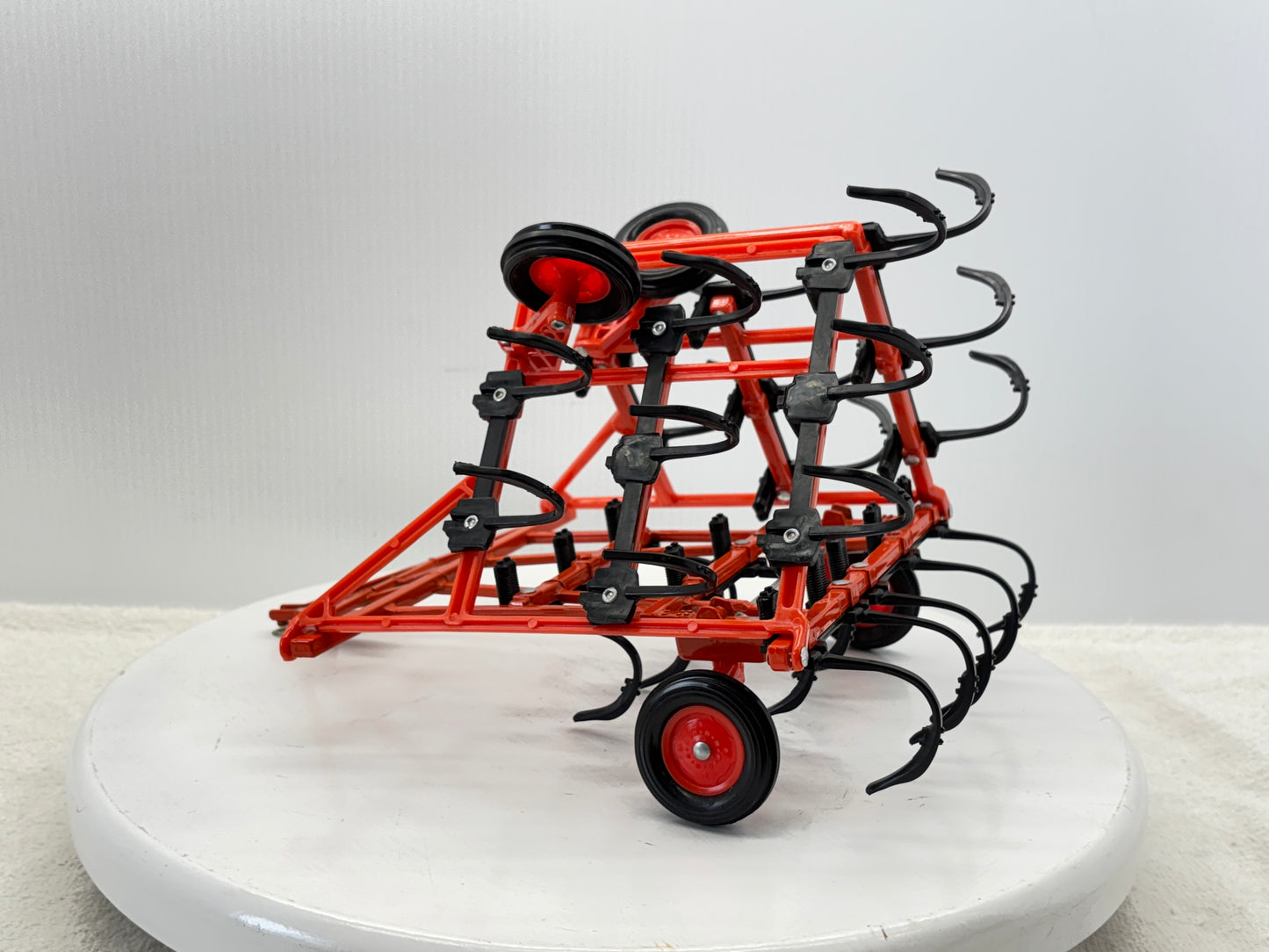 1/16 Allis-Chalmers Tillage Plow