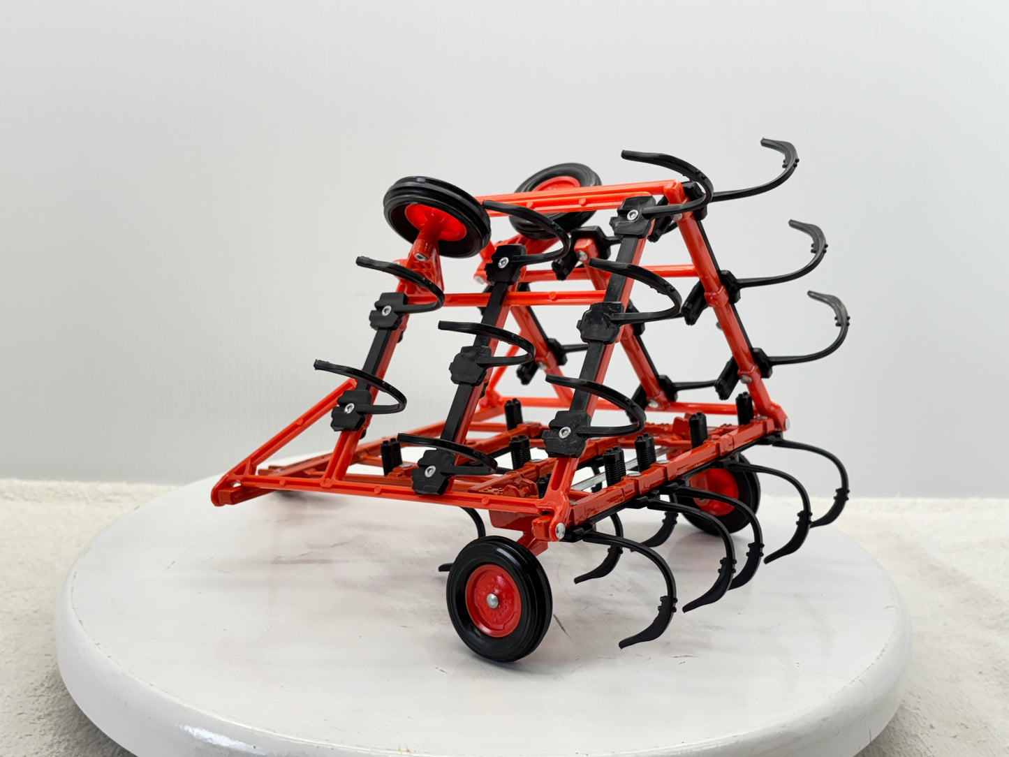 1/16 Allis-Chalmers Tillage Plow