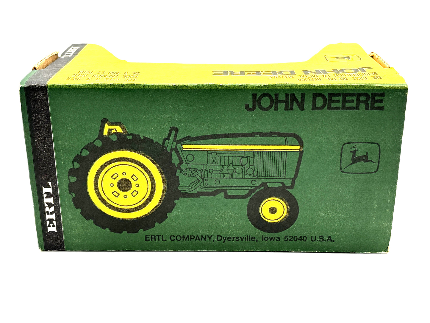1/16 John Deere 40 Series Utility "Canadian Edition"