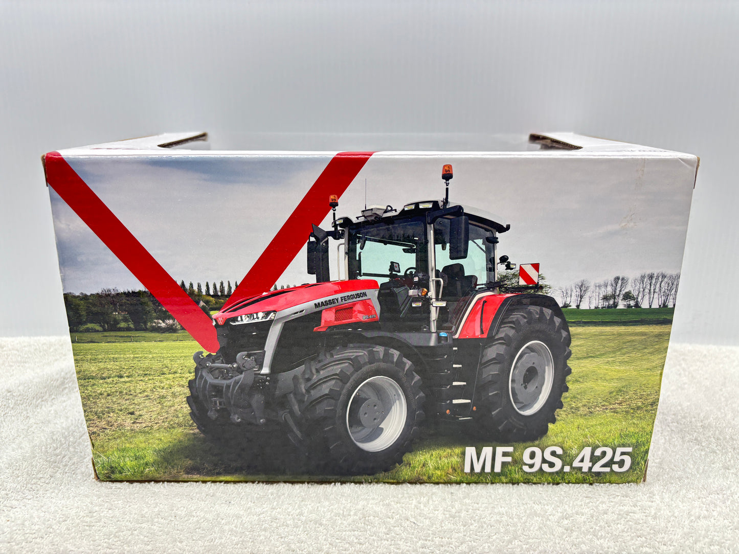 1/32 Massey Ferguson 9S.425 Agritechnica