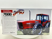 1/16 International 7688 Black