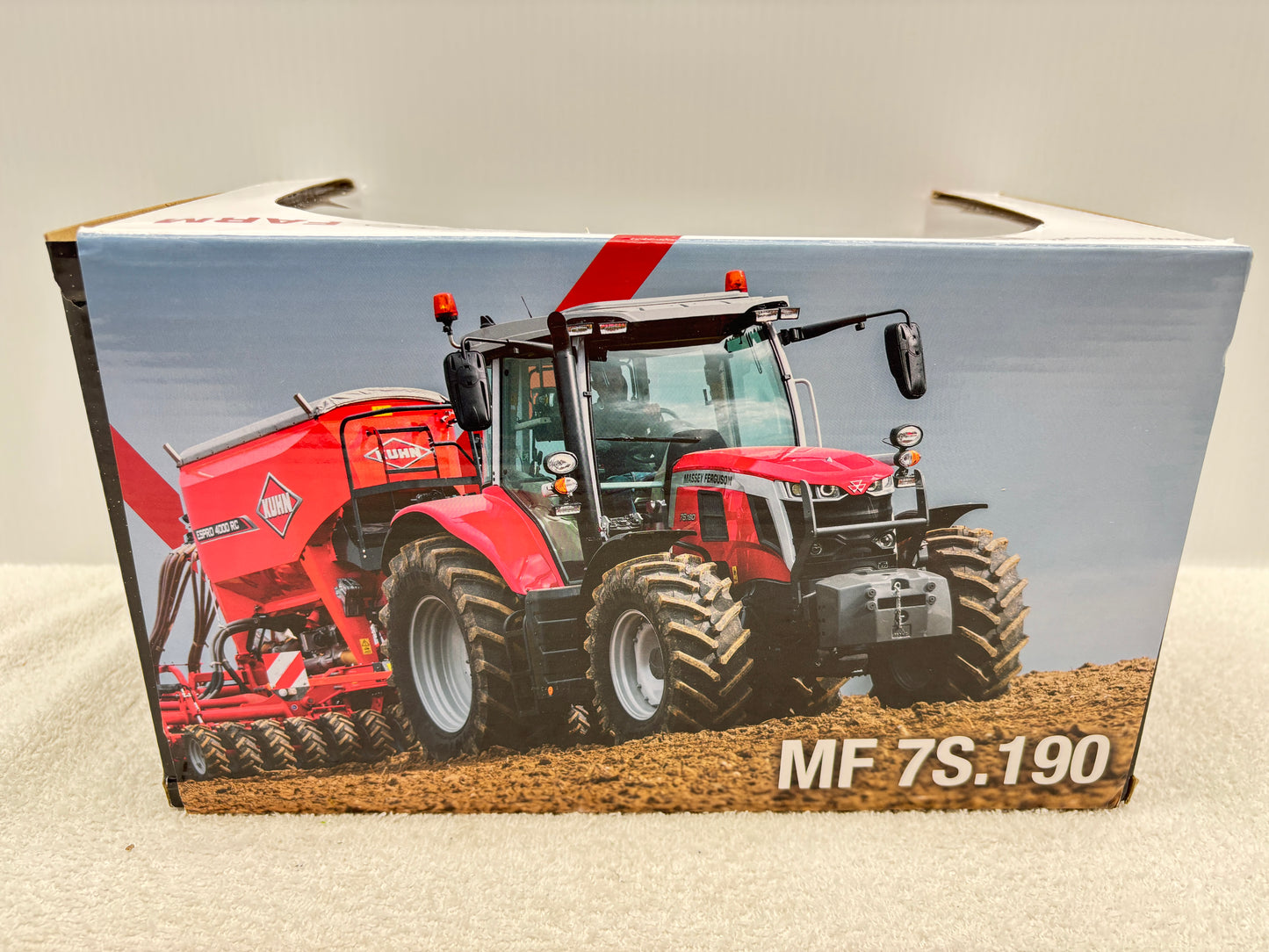 1/32 Massey Ferguson 7S.190 Red