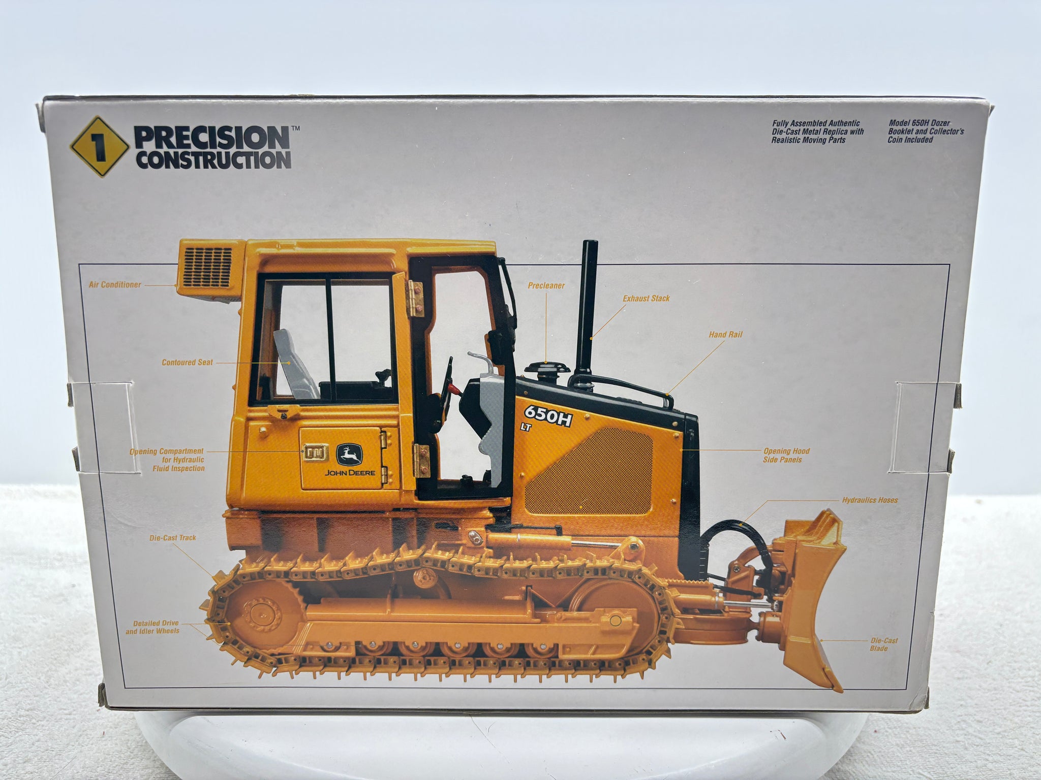 1/16 John Deere 650H Precision