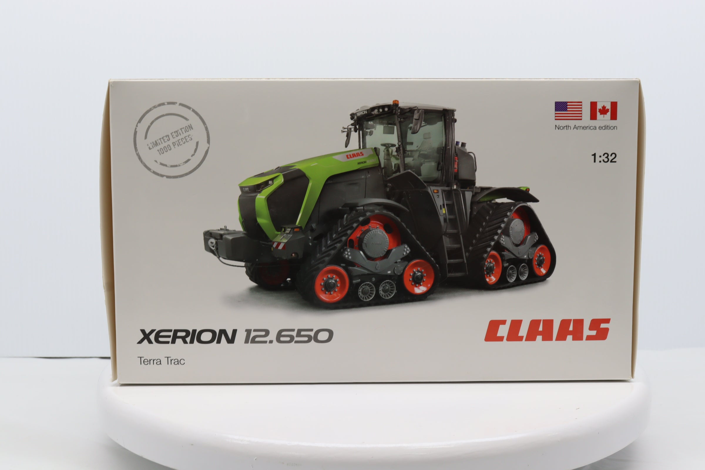 1/32 Claas Xerion 12.650TT