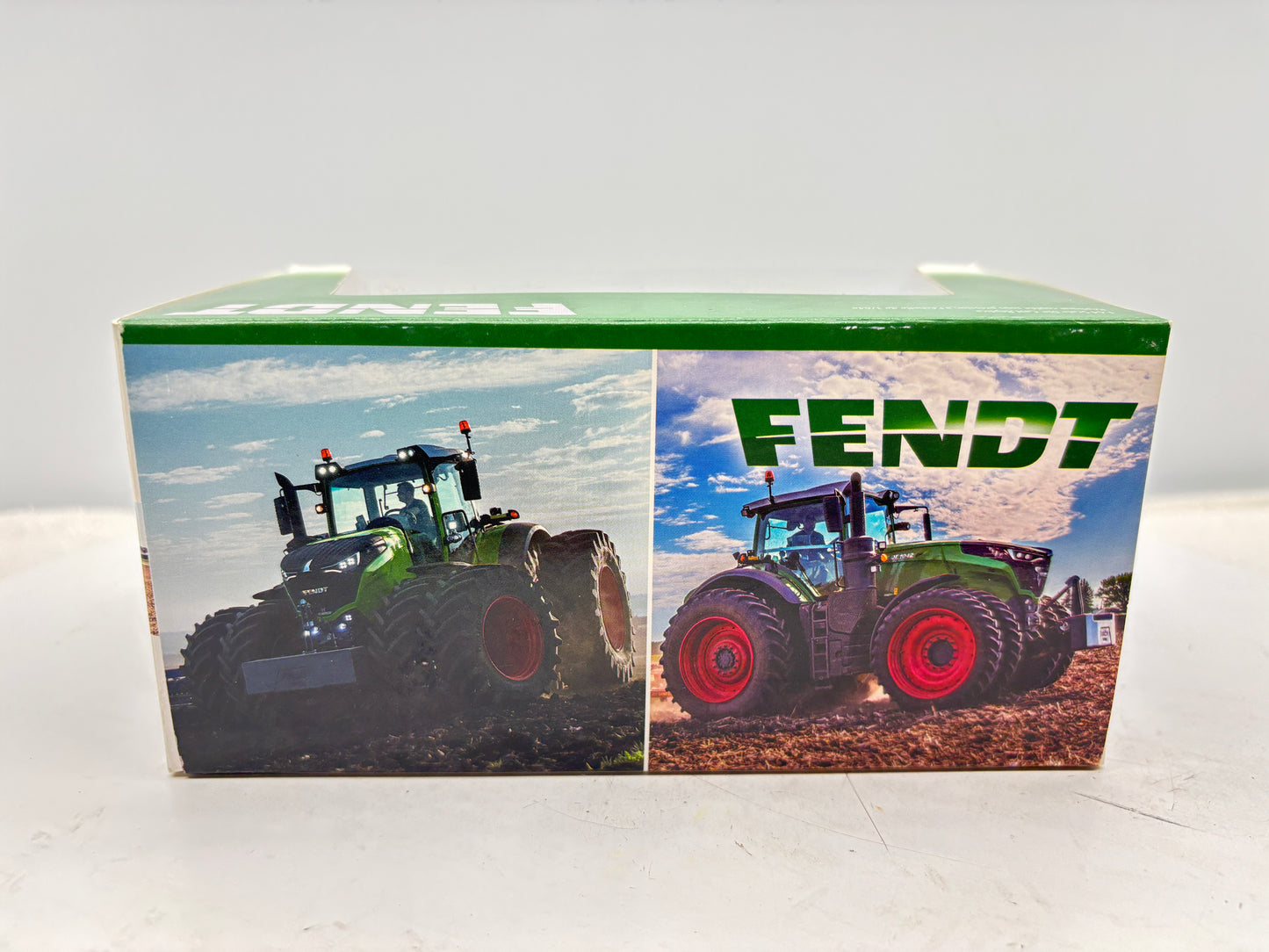 1/64 Fendt 1042 Rear Duals
