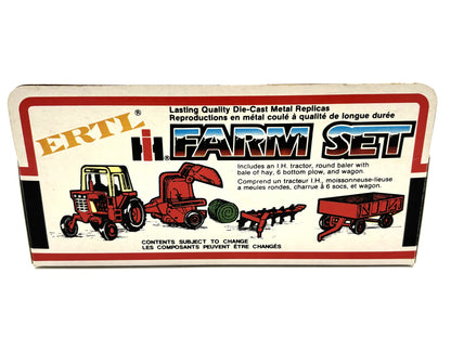 1/64 International 4 Piece Farm Set