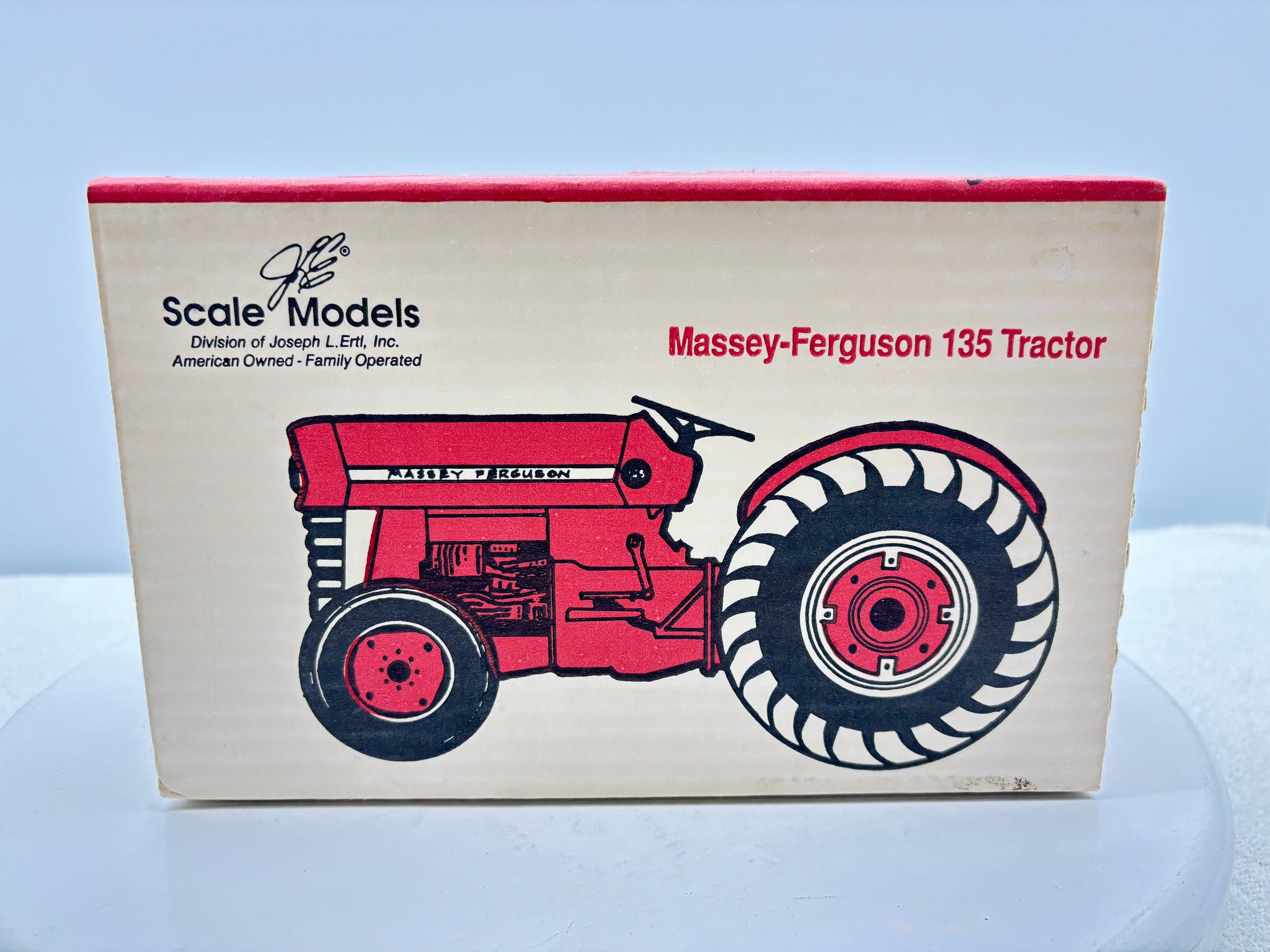 1/16 Massey Ferguson 135 National Farm Machinery Show