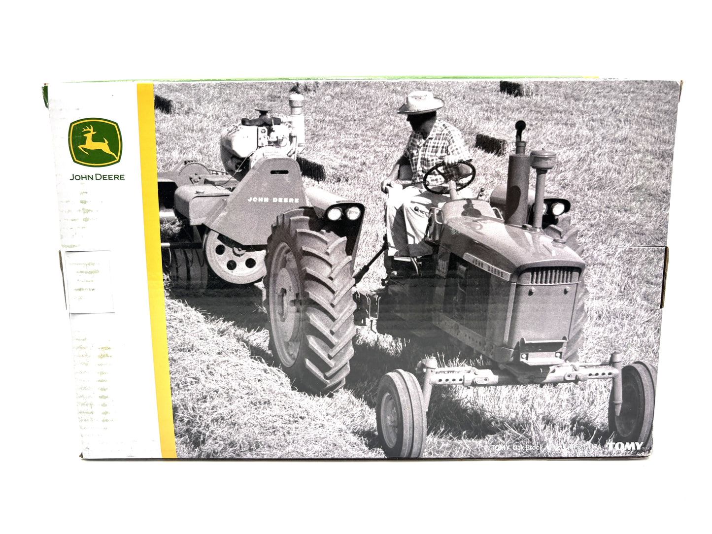 1/16 John Deere 3020 Replica Play