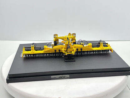 1/32 Bednar Kator KN 8000 Q