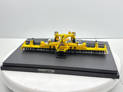 1/32 Bednar Kator KN 8000 Q
