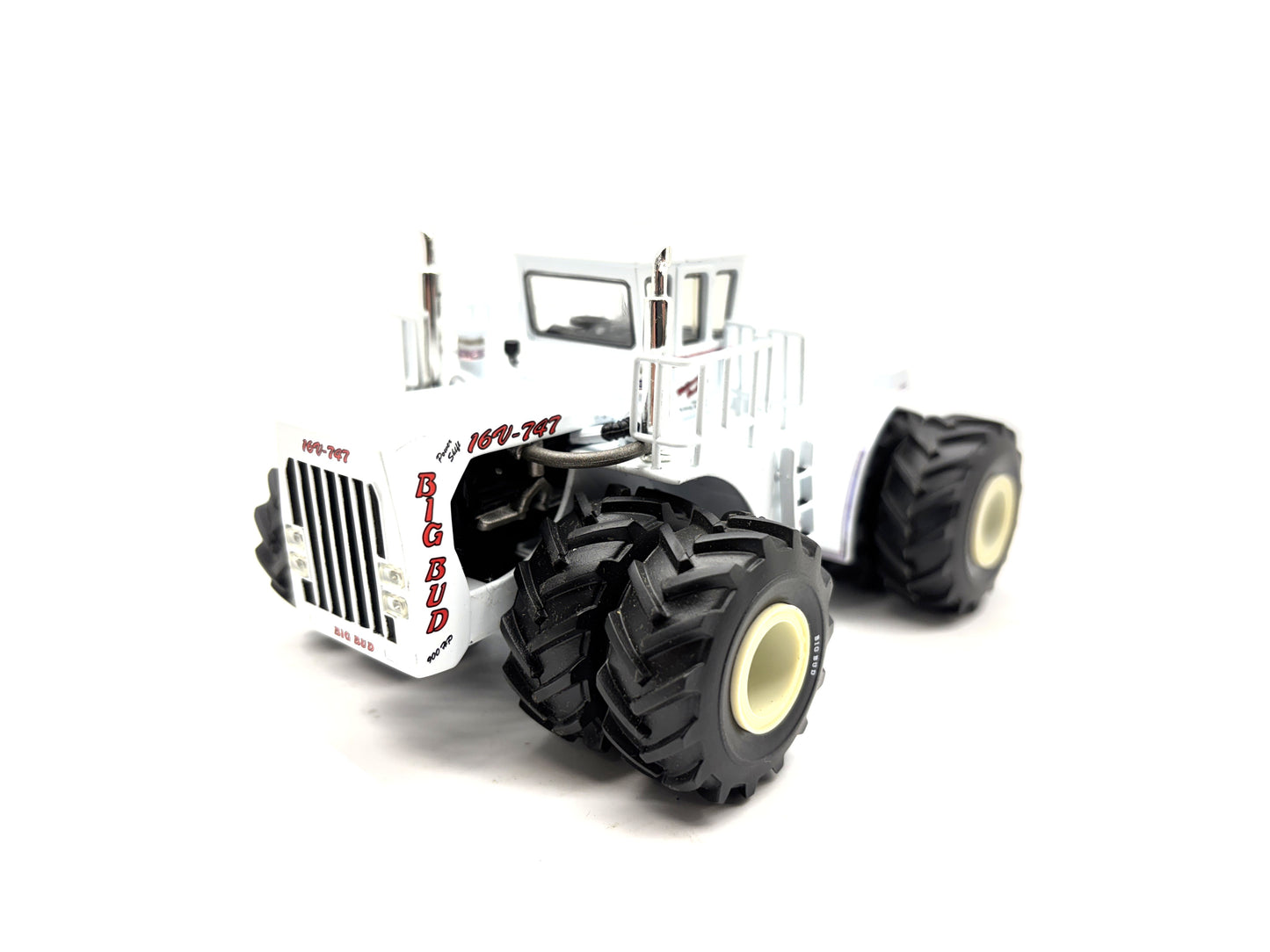 1/64 Big Bud 16V-747 900HP