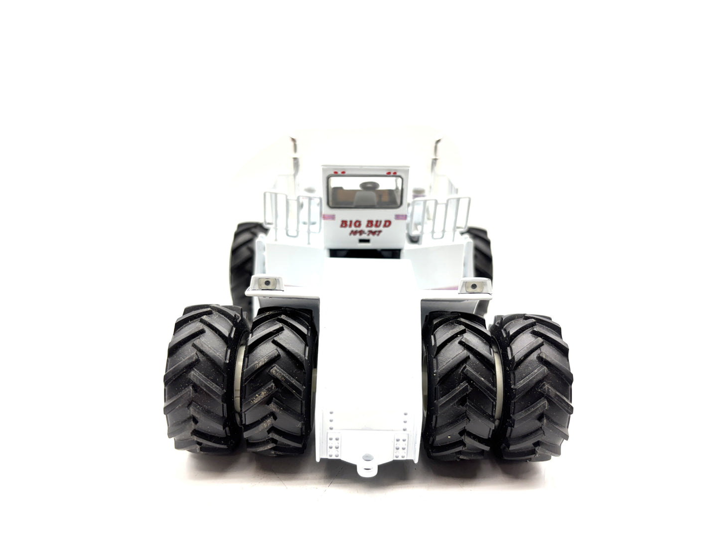 1/64 Big Bud 16V-747 900HP