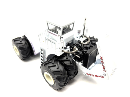 1/64 Big Bud 16V-747 900HP