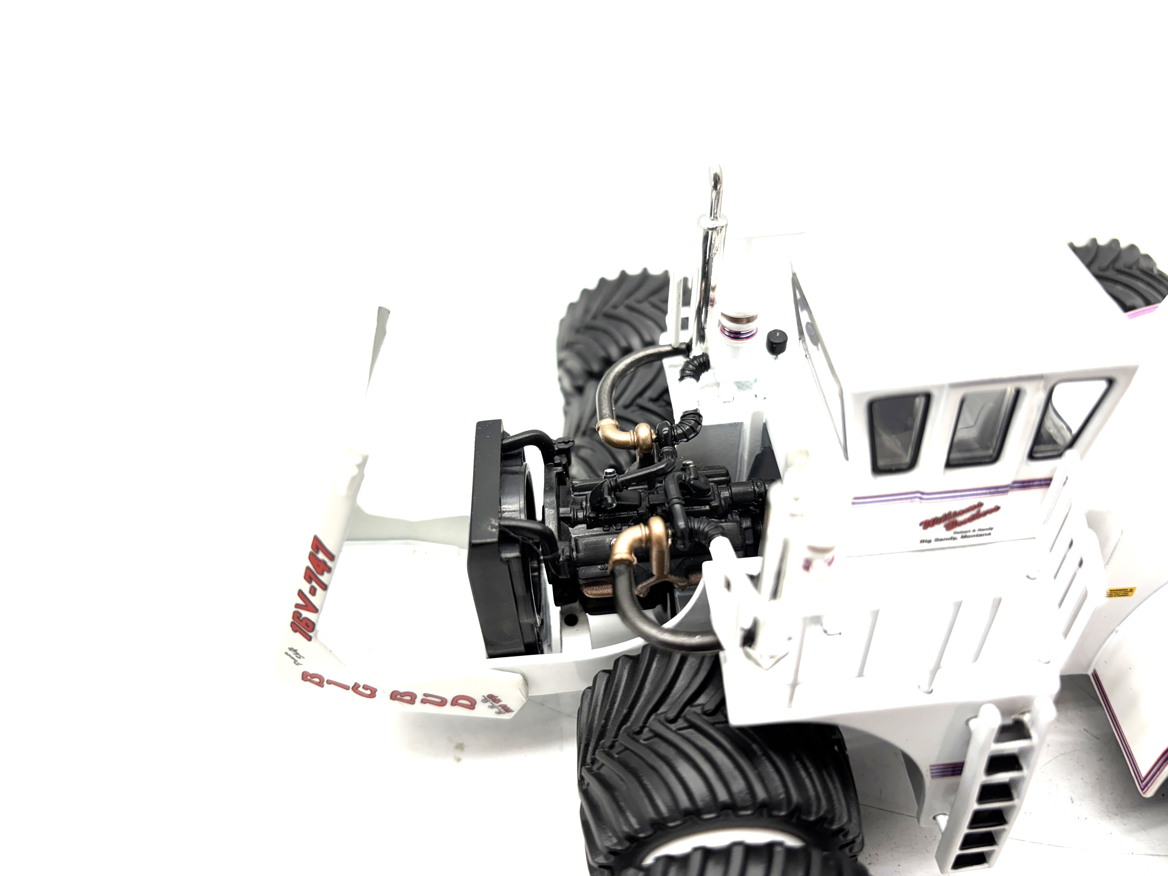 1/64 Big Bud 16V-747 Titan LSW Signed – Creekside Farm Toys
