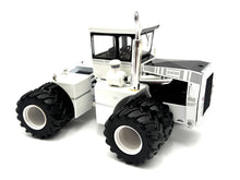 1/32 Big Bud 525-50 Signed "Ice Chaser"