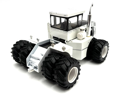 1/32 Big Bud 525-50 Signed "Ice Chaser"