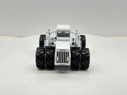 1/64 Big Bud 16V-747 900HP