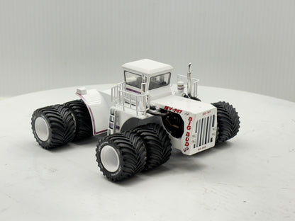 1/64 Big Bud 16V-747 Titan LSW Signed